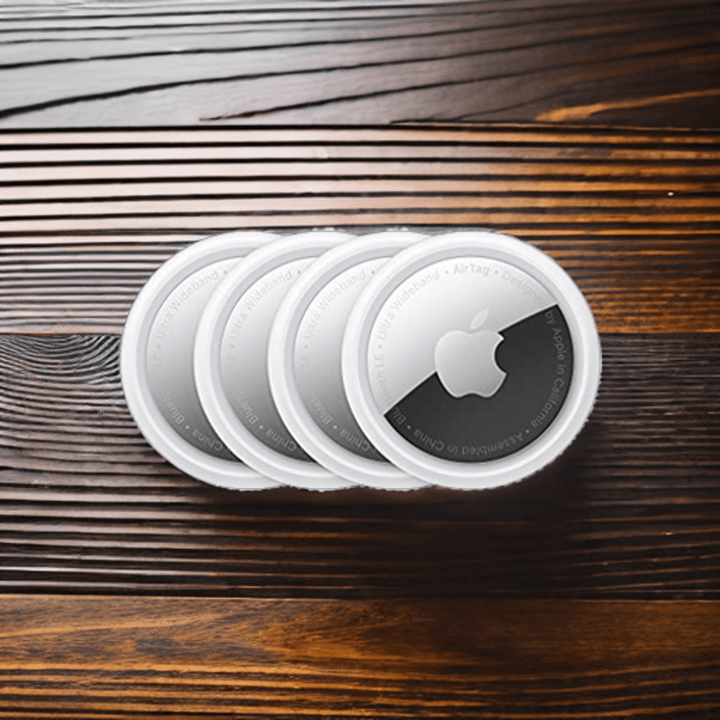 Apple AirTag 4 Pack - Gifts for guy friends made simple. Find unique gift Ideas for guys friends. Gifts for guys in their 20s.