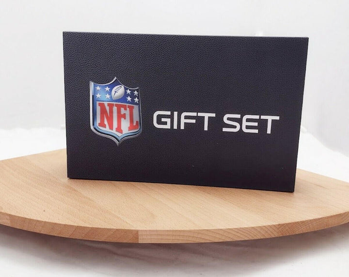 Kansas City Chiefs NFL Watch And Wallet Set - Gifts for guy friends made simple. Find unique gift Ideas for guys friends. Gifts for guys in their 20s.